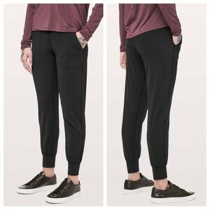lululemon Align athletica Black Joggers, high-rise 28” buttery-soft nulu size 14